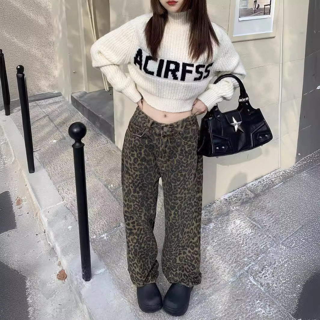 Kimberley – Weite, gerade Jeans mit Leopardenmuster - Image 5