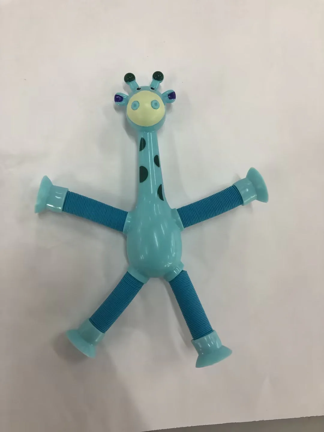 Kinder Cartoon Telescopic Giraffe Fidget Spielzeug mit Saugnapf – Stressabbau & Sensorischer Spaß - Image 11