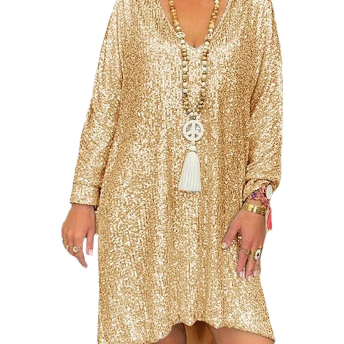 Lauren – Lässiges, einfarbiges, lockeres Pullover-Kleid mit Pailletten und V-Ausschnitt - Image 4
