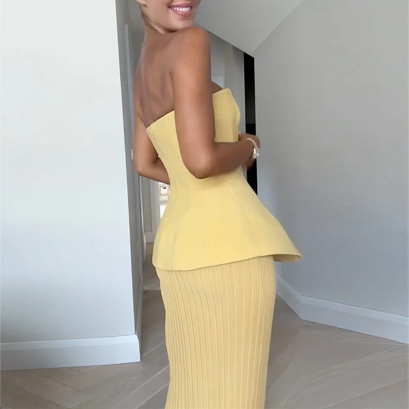 Pamela – Zweiteiliges Set mit Tube-Top und Faltenrock in Gelb - Image 4