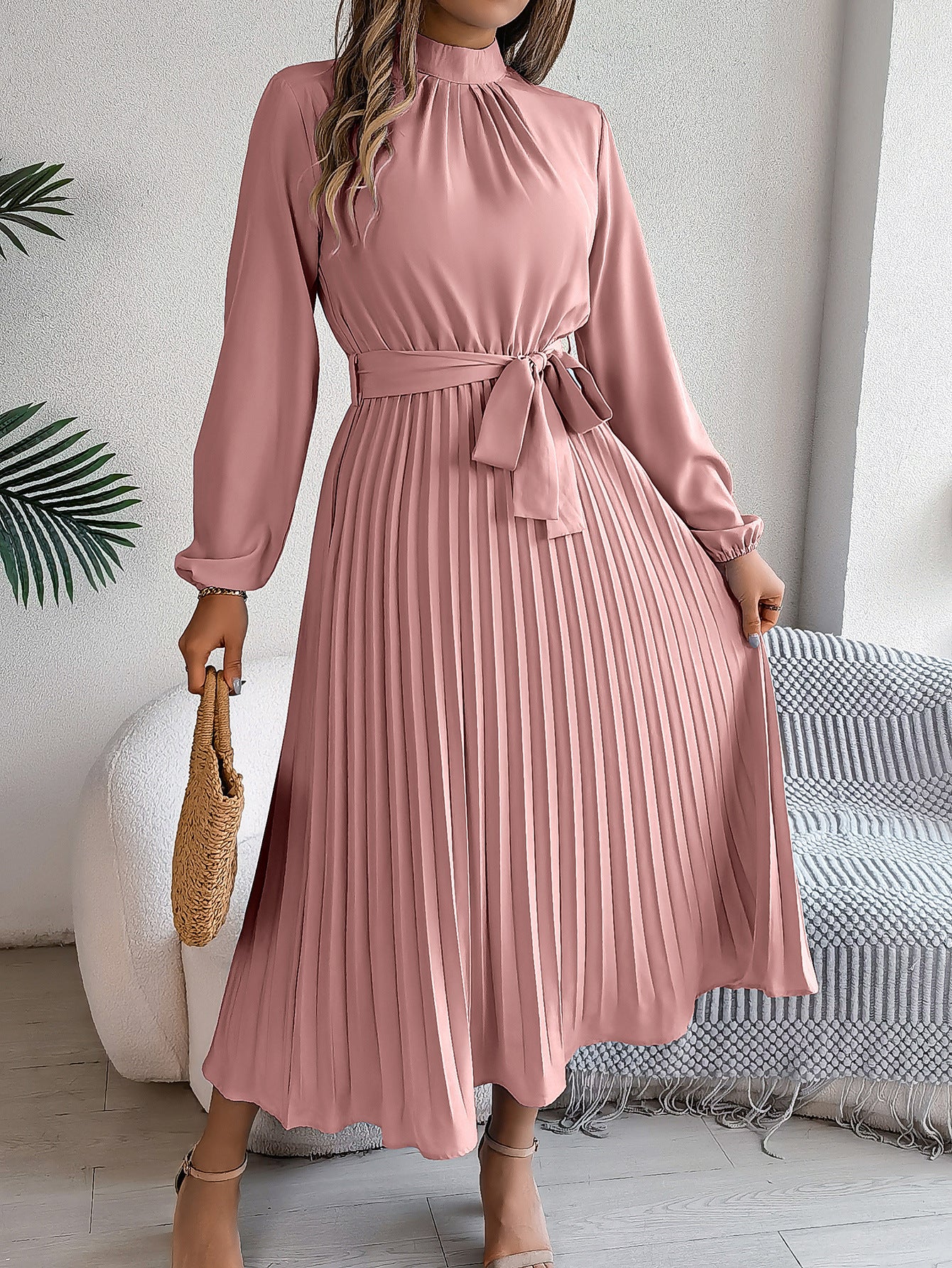 Samantha – Elegantes Kleid mit Stehkragen und langen Ärmeln - Image 8