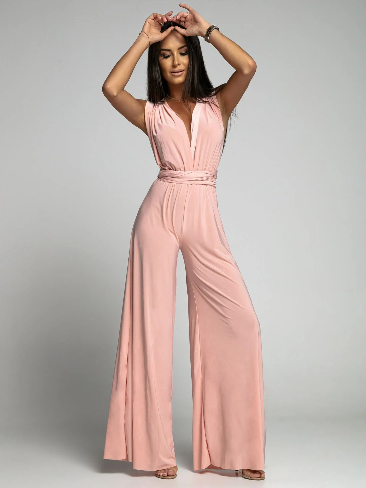 Emily – Tiefer V-Ausschnitt Ärmelloser Rückenfreier Jumpsuit - Image 6